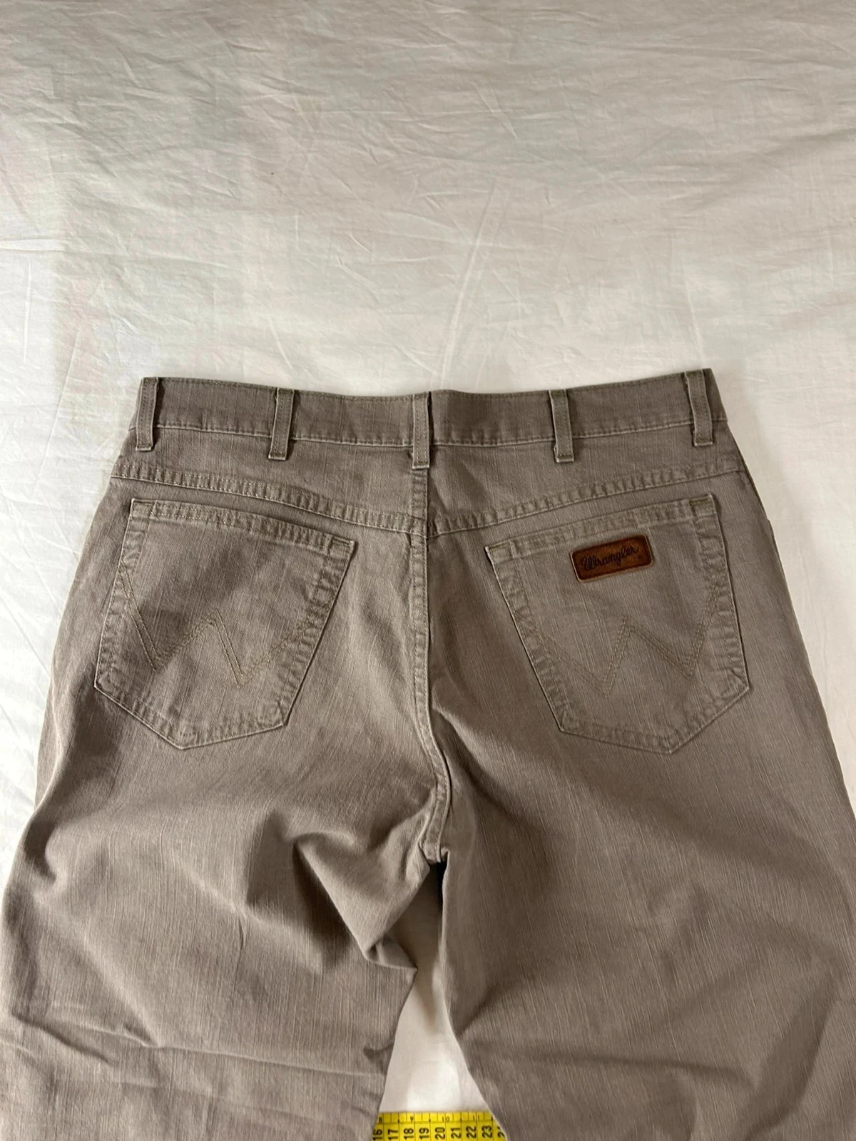 Jean wrangler coupe droite beige gris w36 L34 – photo 15